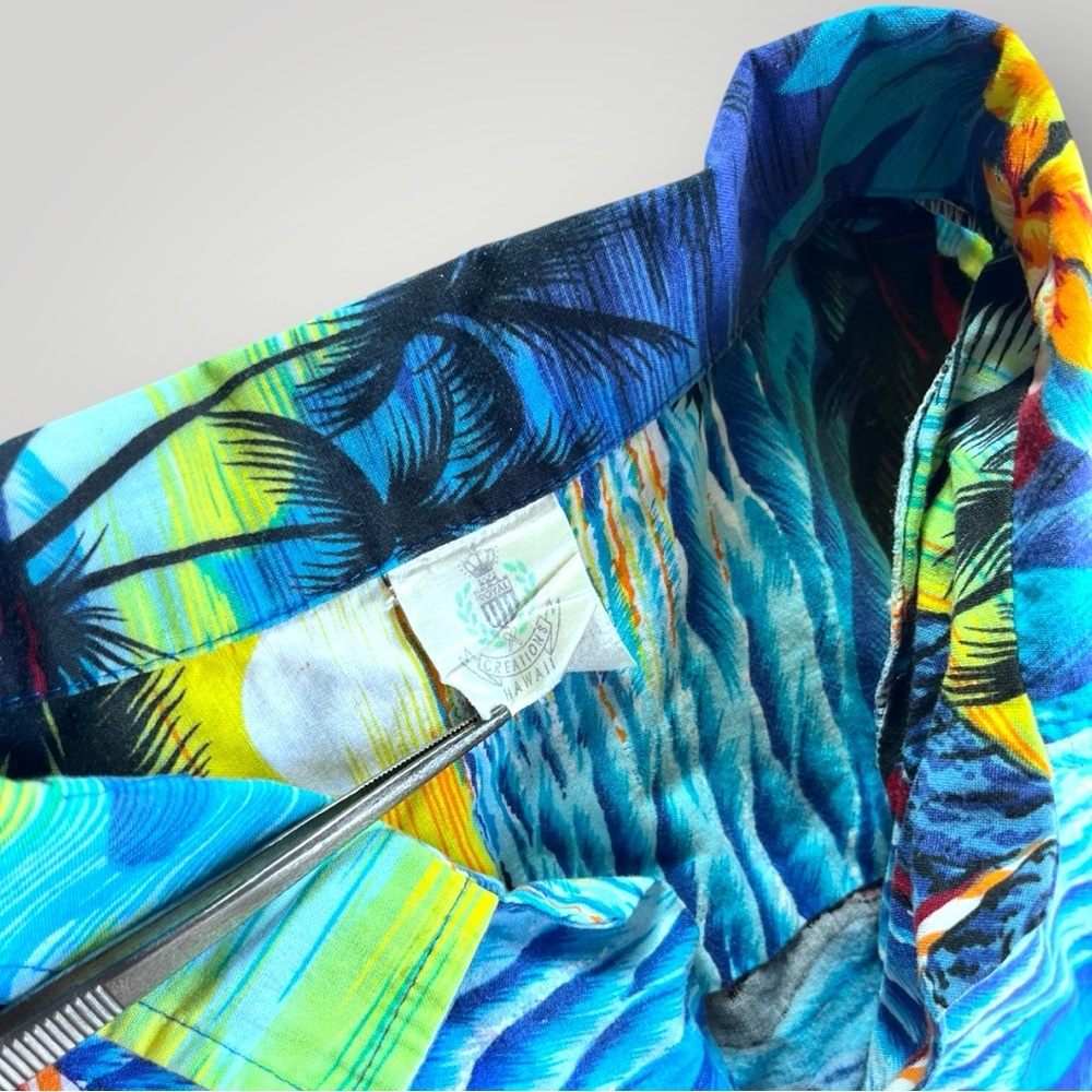 Royal Creations Hawaii Hawaiian Aloha Shirt with Palm Tree and Ocean Print - Picture 7 of 9